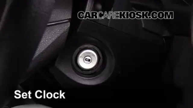 2014 Ford Escape S 2.5L 4 Cyl. Horloge Régler l'horloge